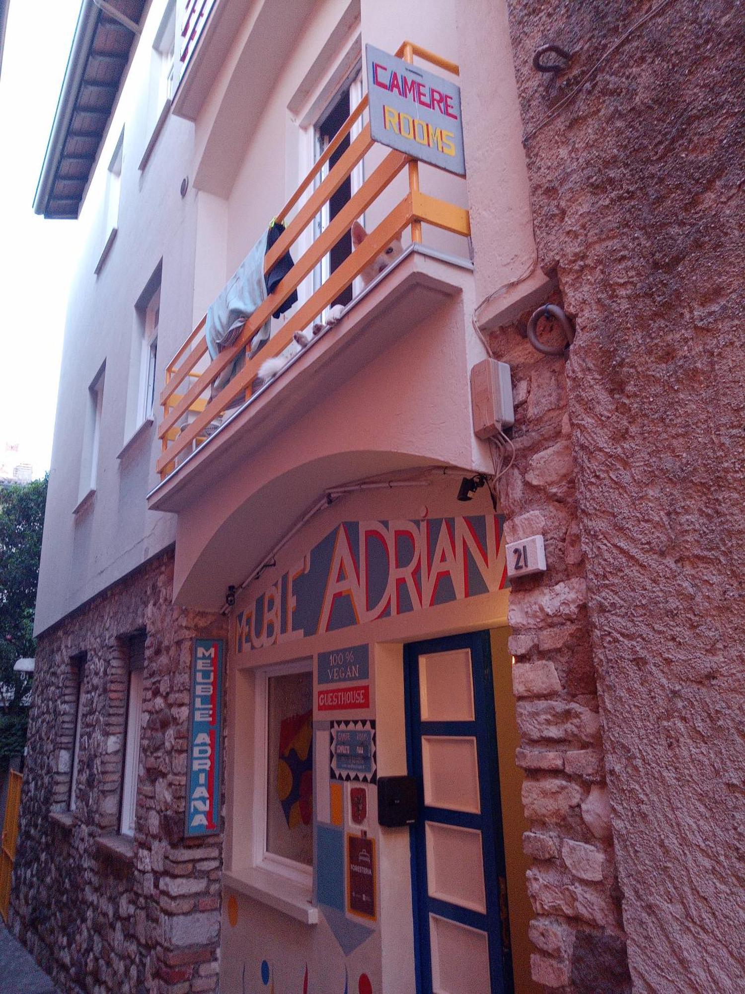 Vegan B&B Meuble Adriana Сирмионе Экстерьер фото